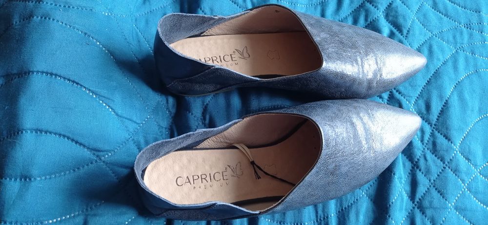 Półbuty, loefersy skóra naturalna Caprice rozmiar 39