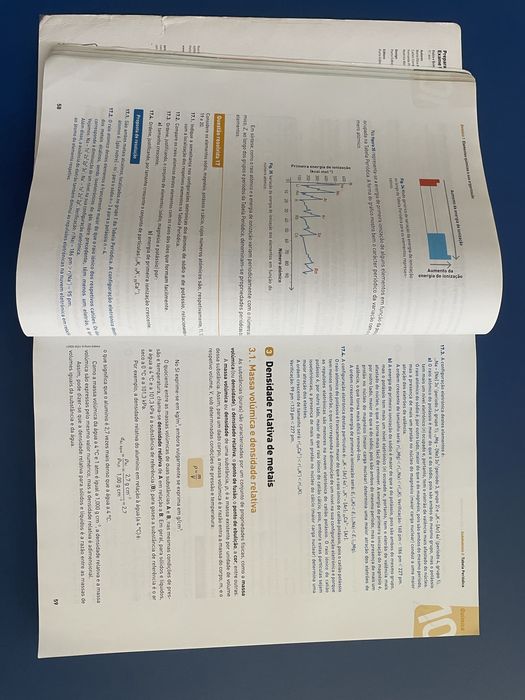 Livro Preparação para o Exame Nacional de Físico Química A 11 ano