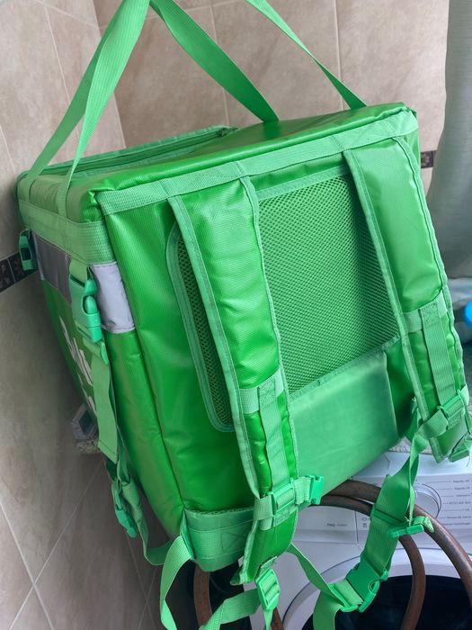 Vendendo essa delivery bag