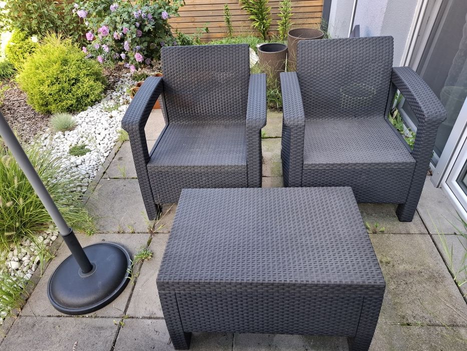 Zestaw mebli ogrodowych CORFU + parasol – stół, ławka, 2 fotele