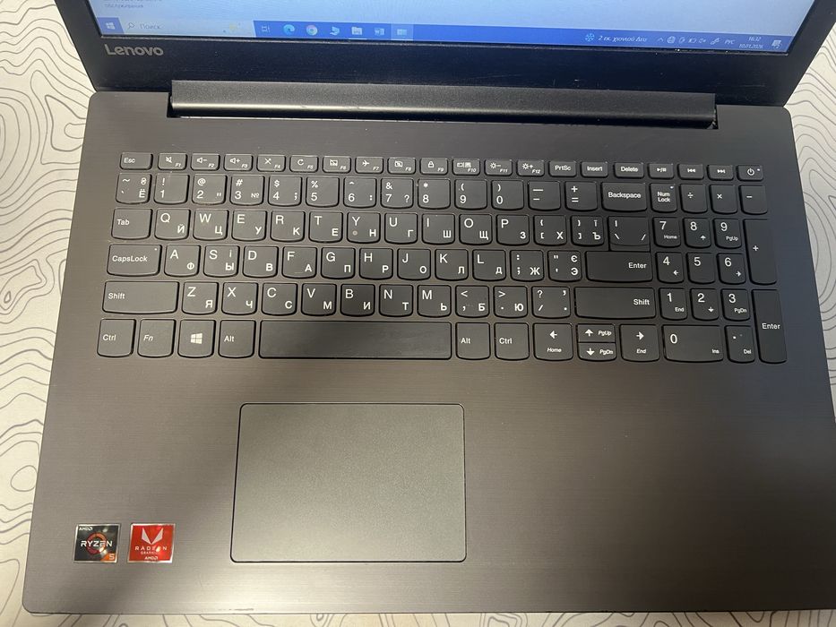 Ноутбук Lenovo Ryzen 5 2500u/ 8gb drr4/256ssd/ windows 10