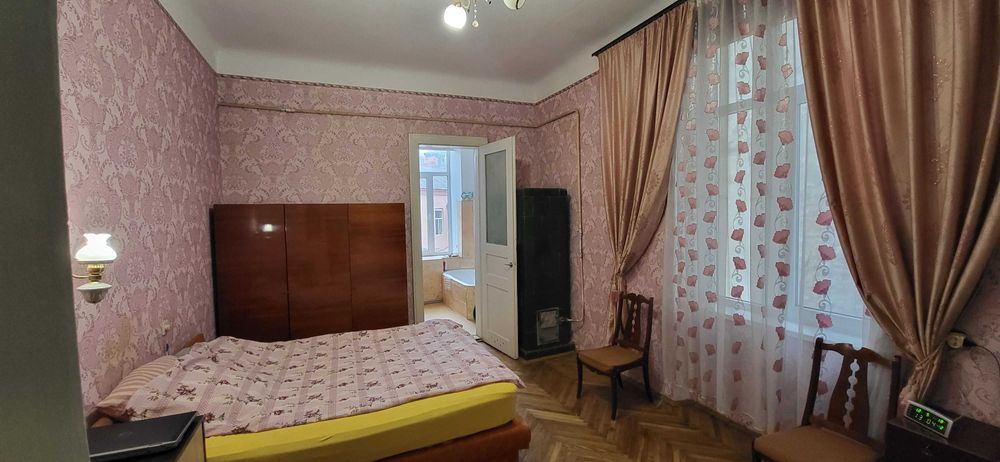 Продається 3к квартира Паркова зона (100 м Центральний парк Шевченка)