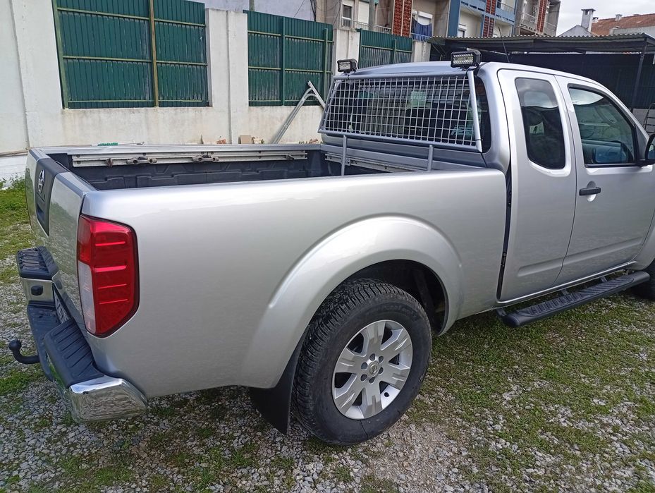 Nissan Navara - A/C - Bola Reboque