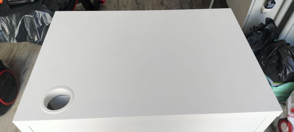 Secretária branca MICKE IKEA