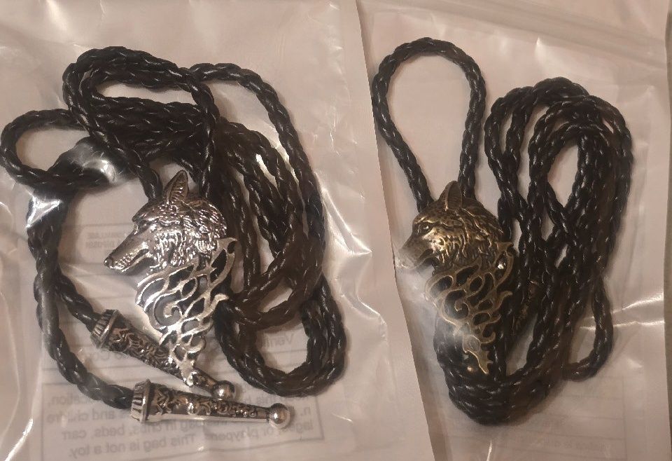 BOLO wilk. Krawatnik myśliwski. Ozdoba przypinka myśliwska.