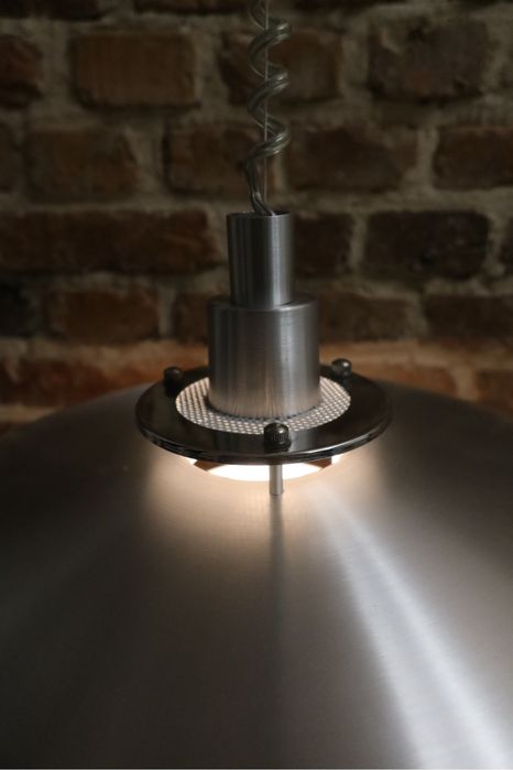 Szwedzka lampa wisząca Mark Slöjd vintage srebrna space age