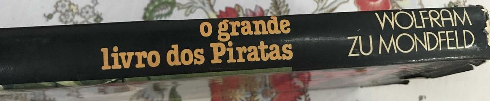 O Grande Livro dos Piratas-Wolfram Zu Mondfeld