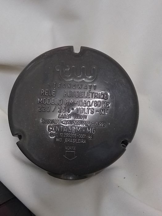 Relé Fotoelétrico Tecnowatt 220V/254V - Modelo RM-1050 NF