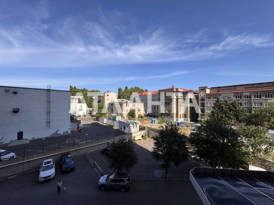 Квартира з дорогим ремонтом в  ЖК «Чудо-Город» 90 м²