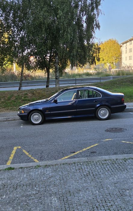 BMW 525