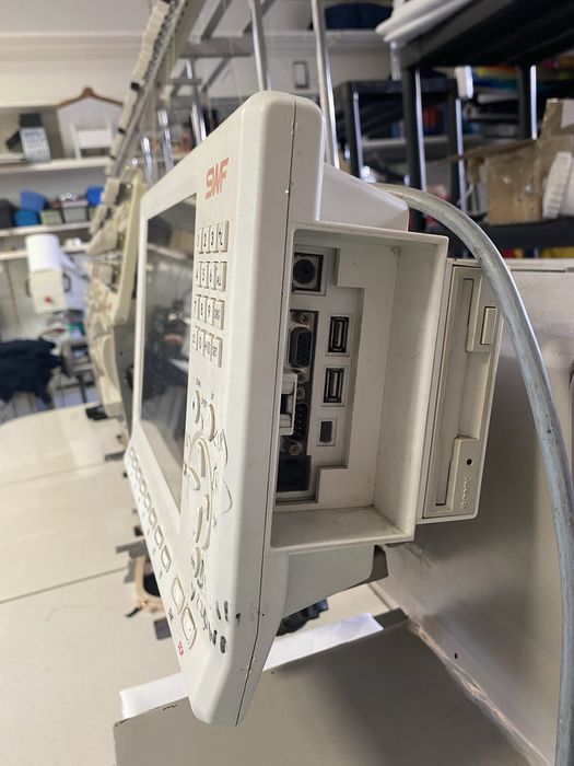 Hafciarka komputerowa SWF K-UH1204-45 gotowa do pracy. Stan BDB