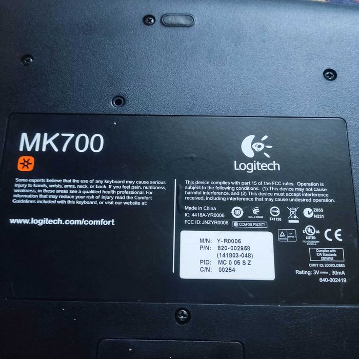 Безпровідна клавіатура  джойстик та веб камера Logitech гарний стан