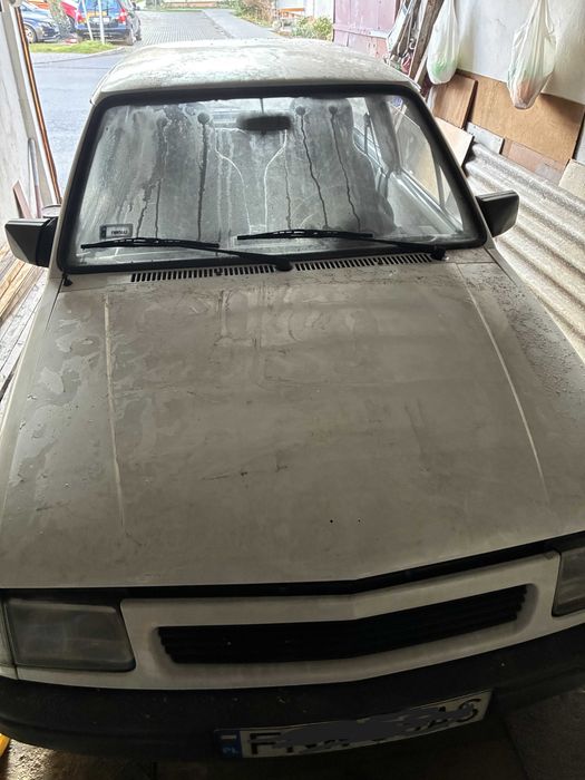 Opel Corsa A rok 1993 drugi wlasciciel, 157700 tysiecy, salon Polska