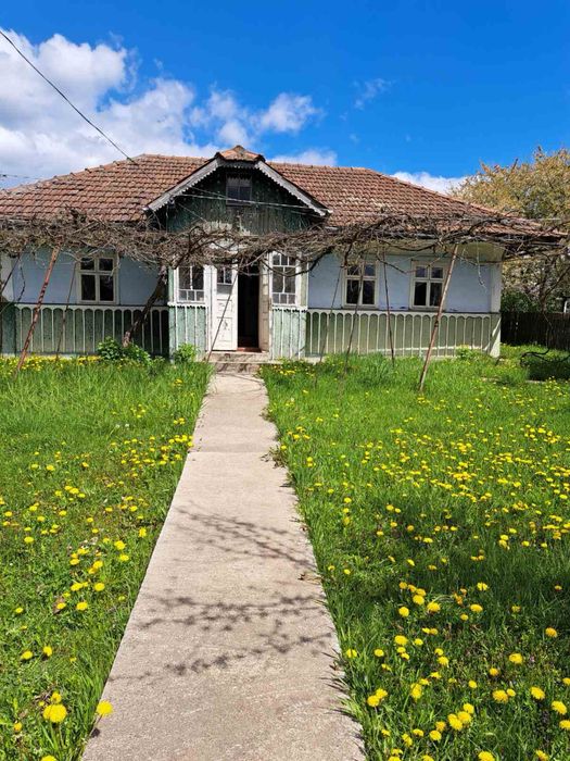 Продаж будинок с. Замістя (господарство)