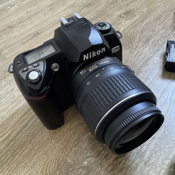 nikon d70 - купити цифрові фотокамери - Ціна на OLX.ua