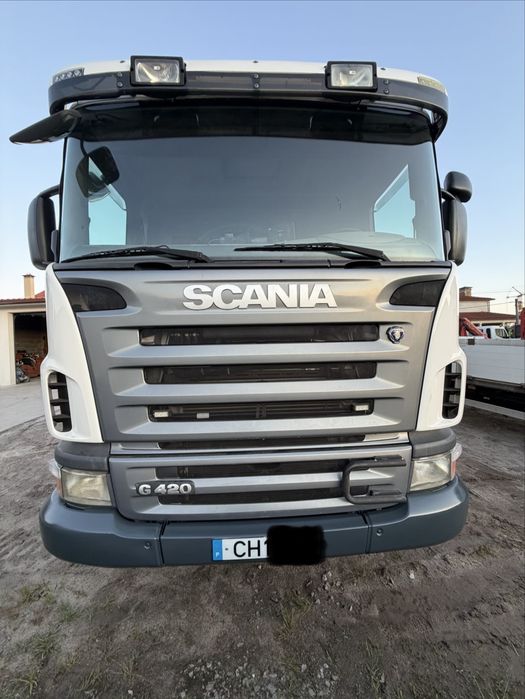 Scania G420 tribasculante 6x4