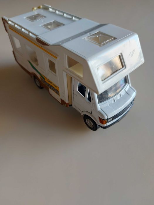 Autocaravana MERCEDES-BENZ, Esc. 1/43
