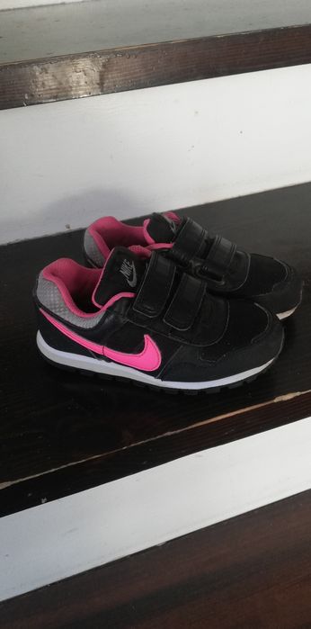 Adidaski dla dziewczynki Nike