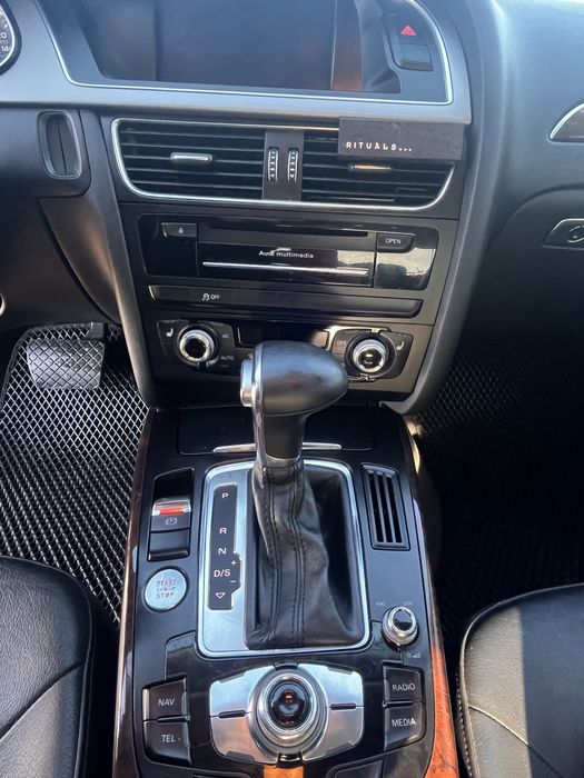 Продам Audi a4b8