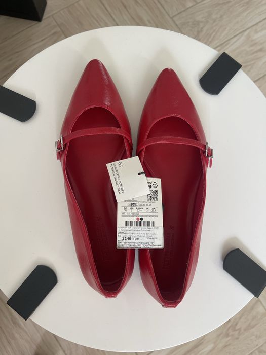 Мюлі червоні, 36 р. PULL&BEAR