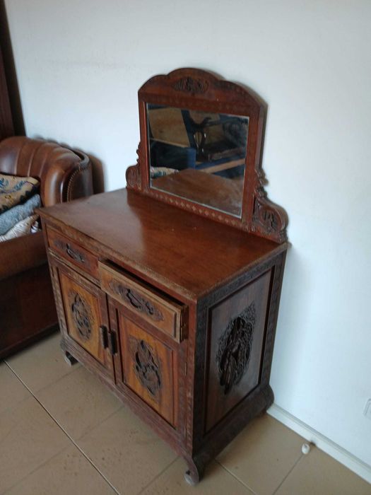 Quarto de Casal Luso-Oriental em Cânfora - Proveniente de Macau (anos 40/50)