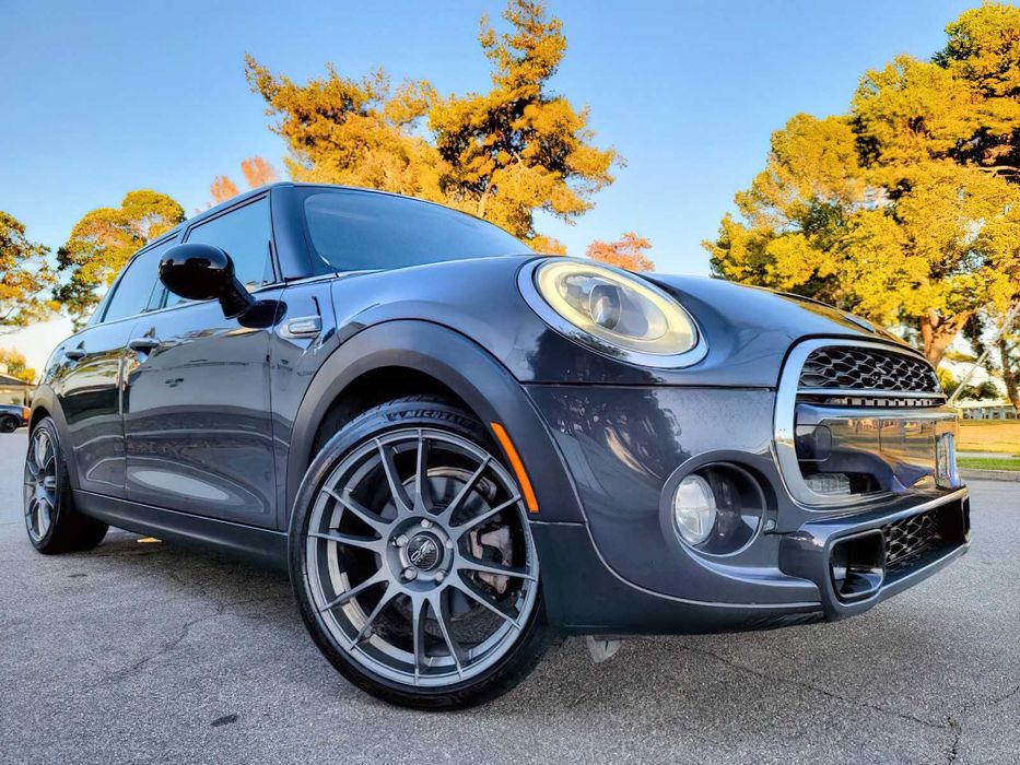 MINI Hardtop 4 Door Cooper S      2016