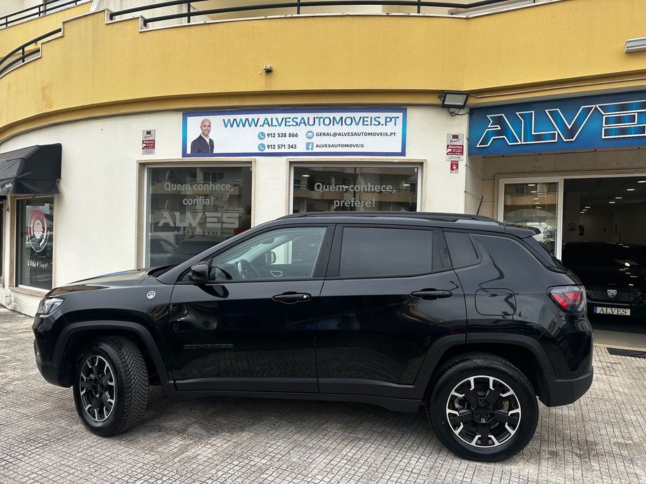 Jeep Compass 1.3 TG Trailhawk