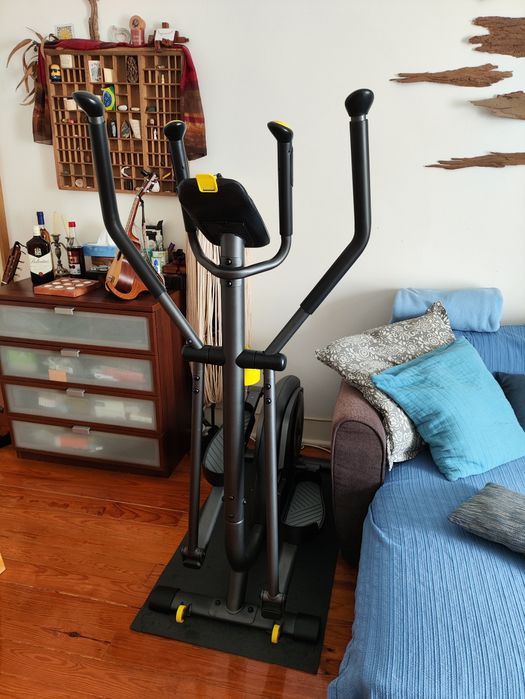 Smart Bicicleta Elíptica Domyos EL 500 com Bluetooth + Tapete Oferta