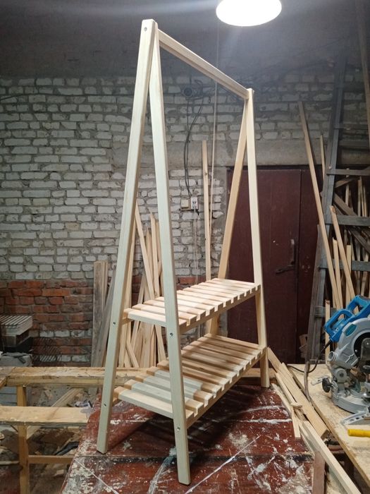 Стійка-вішалка для одягу на дві полички не фарбована. Рейл для одягу