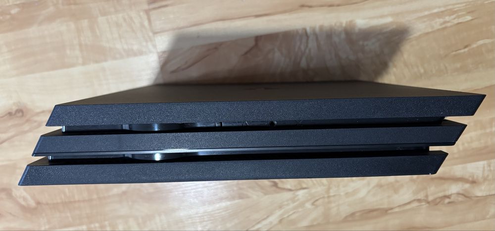PlayStation 4Pro 1TB