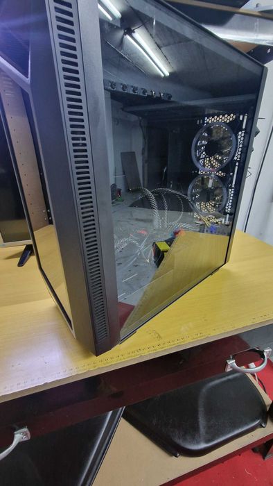 Sharkoon REV200 Vidro Temperado USB 3.1 Preta + Fonte de alimenta