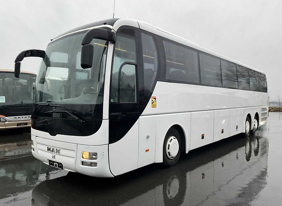 Przewóz osób, wynajem busów, wynajem autobusów, przewóz pracowników