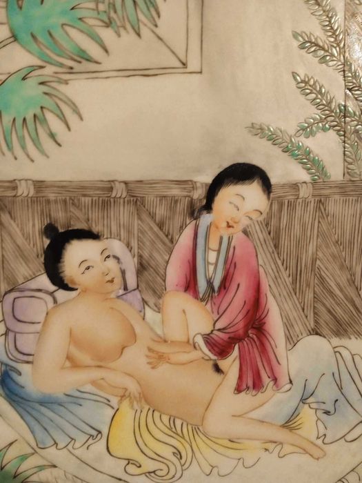 Quadro com placa erótica em cerâmica início do Sec. XX