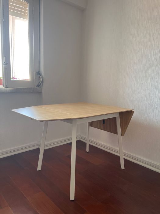 Mesa Ikea, extensível