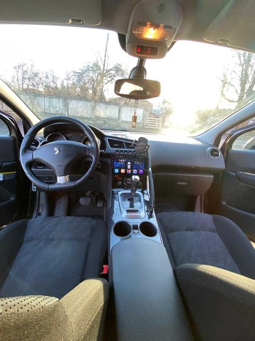 Продаю власне автомобіль Peugeot 3008    2009