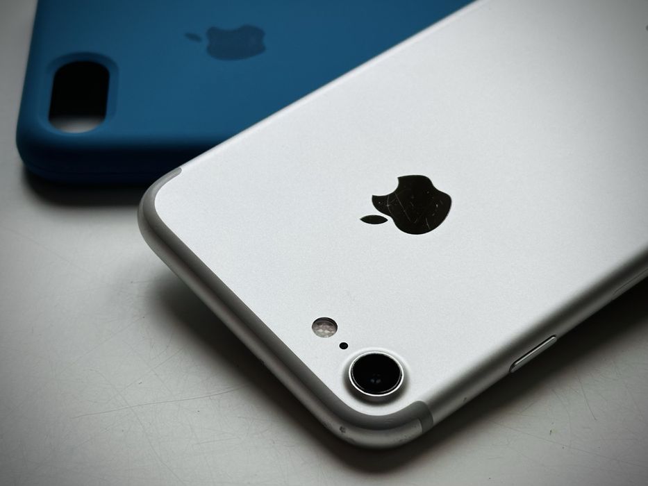 IPhone 7 на 32 GB (гарний стан)