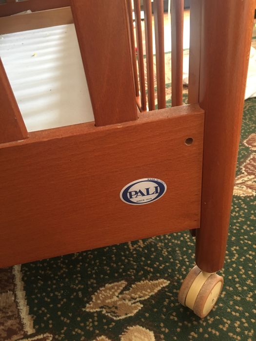 Дитяче ліжечко Pali