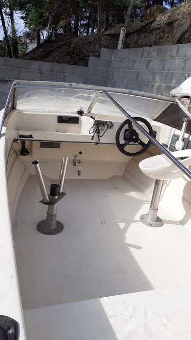 Barco de recreio com atrelado - oportunidade