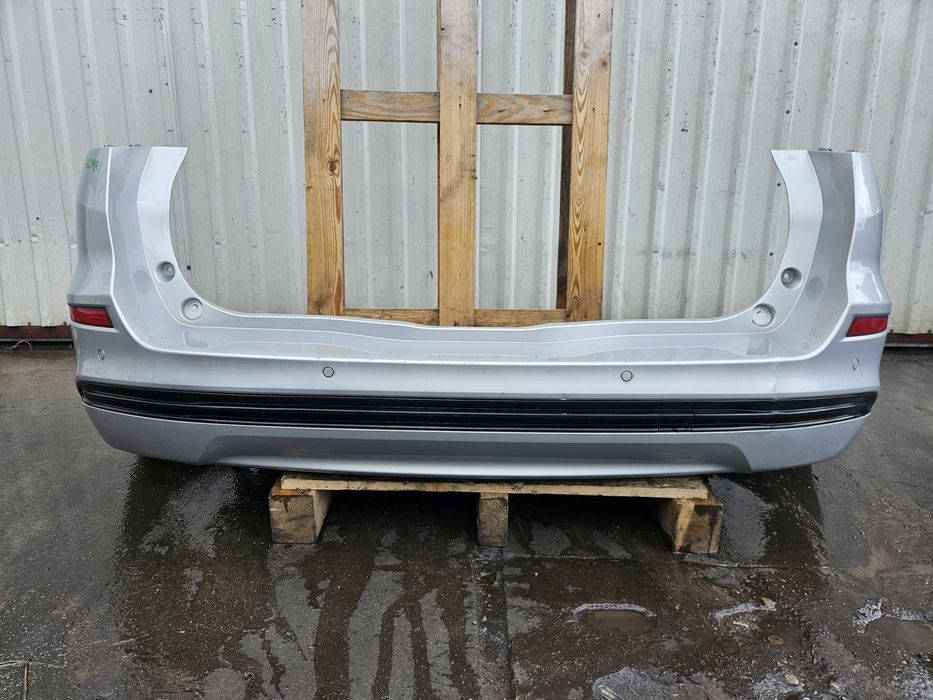 Zderzak Tyl Ford Mondeo MK5 kombi Kolor DD