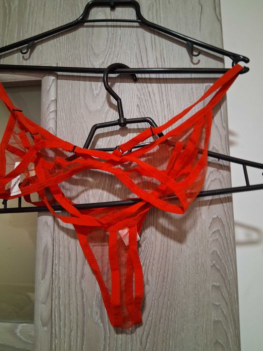 Komplet biustonosz i stringi