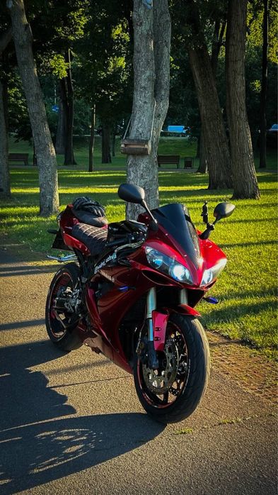 Yamaha R1 2004 года