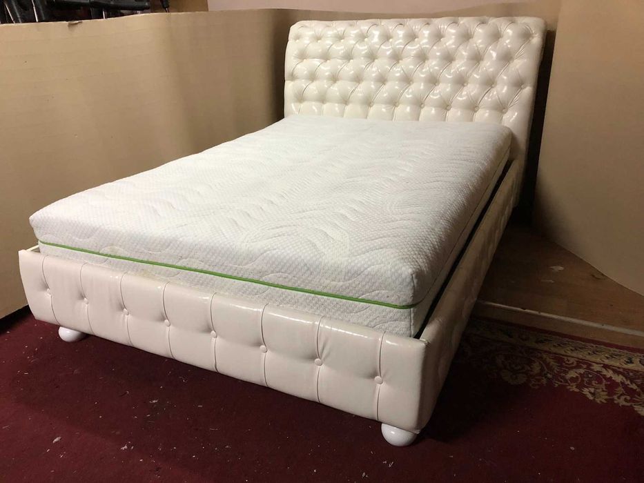 Кровать "Новый кожзам" "Беж" , бу