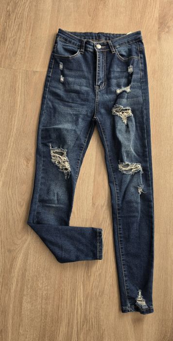 Spodnie jeansowe z dziurami xs shein