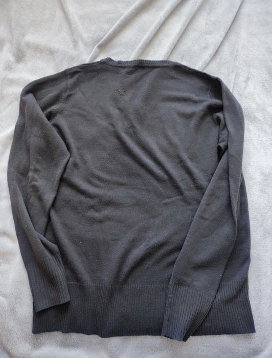 Sweter męski w serek L/XL kolor grafitowy