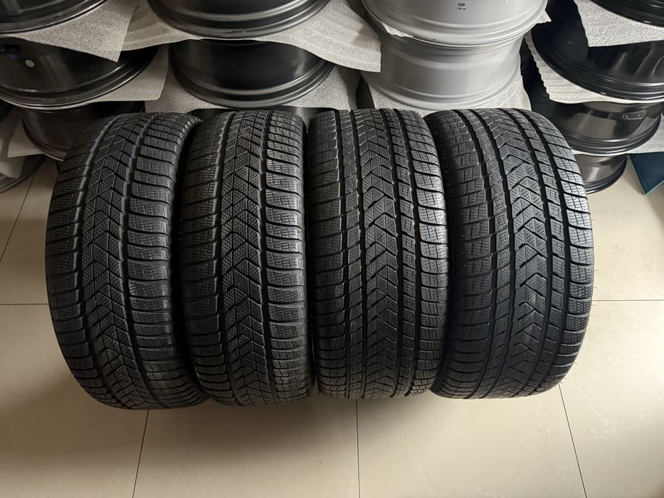 Шини зимові 275/35/21 245/40/21 Pirellii RFT зимние разноширокие