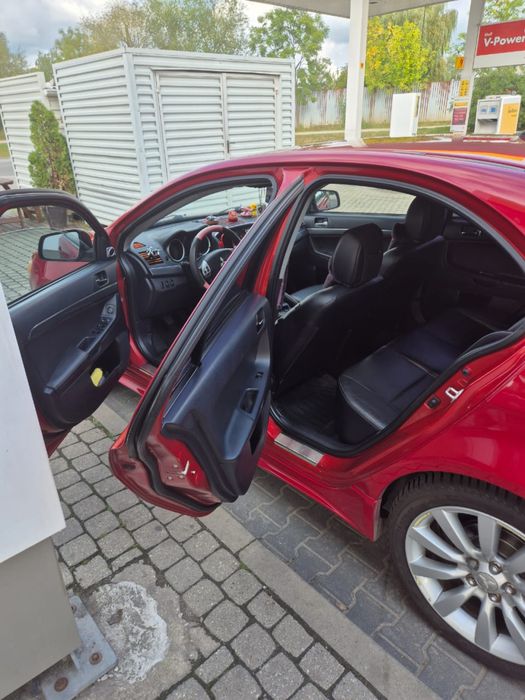 Mitsubishi lancer 2009Rok