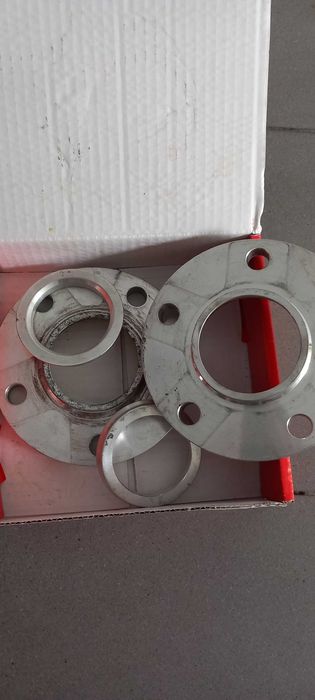 Espaçadores/ alargadores de via 5x114.3  de 15mm