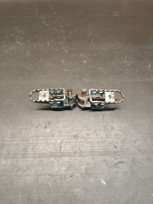 Podnóżki kierowcy stopki części Yamaha DT 80 125 Lc2 R E RE X TDR