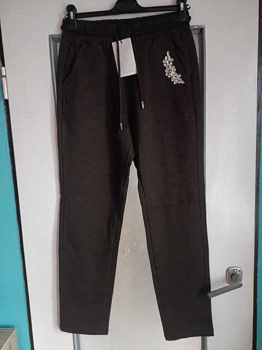 Spodnie dresowe eleganckie