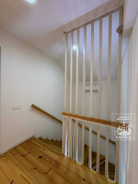 Добротний цегляний будинок в передмісті Рівного (село Бармаки)